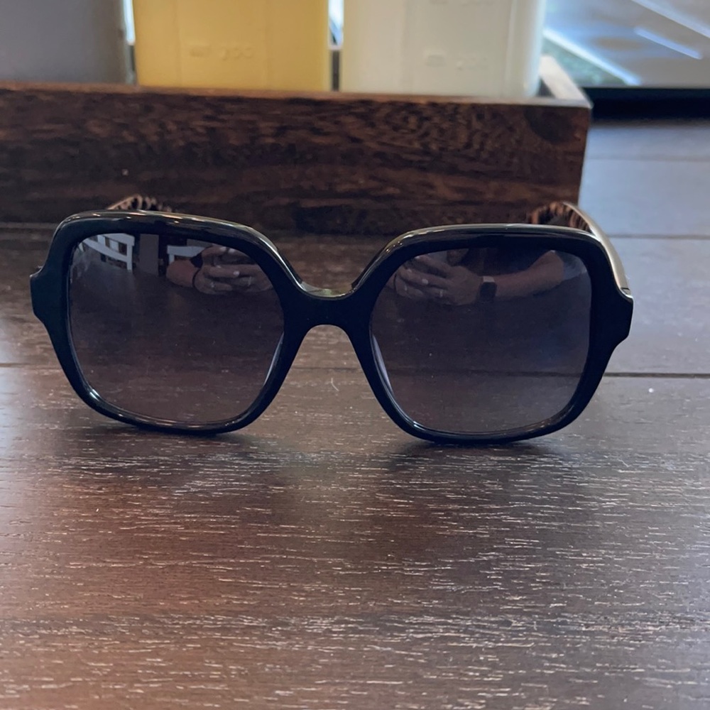 Kate spade hello sunshine 3 katelee/s never worn